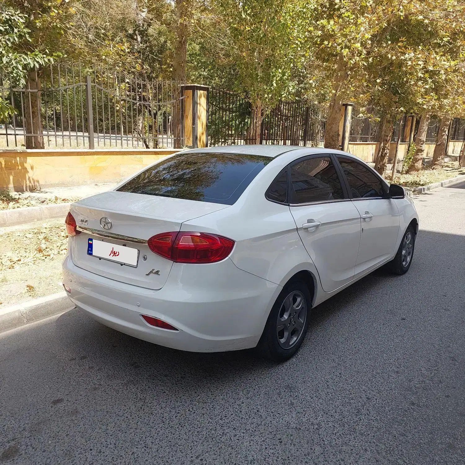خودرو جک، J4 آگهی ann_20085341