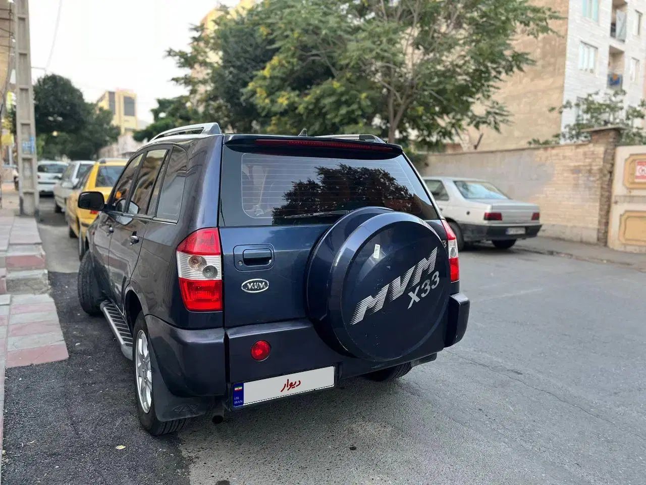 ام وی ام X33 دنده‌ای ساده - 1391