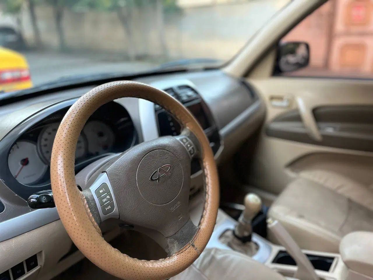 ام وی ام X33 دنده‌ای ساده - 1391