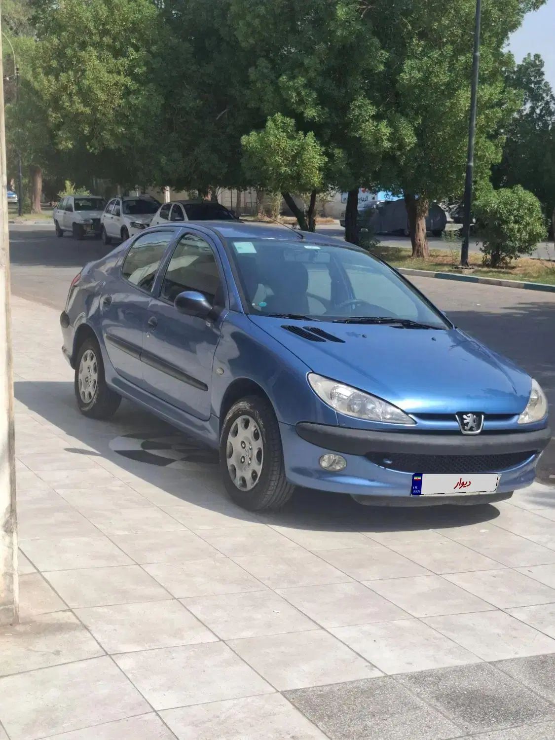 پژو ۲۰۶ صندوق دار v8 - 1394