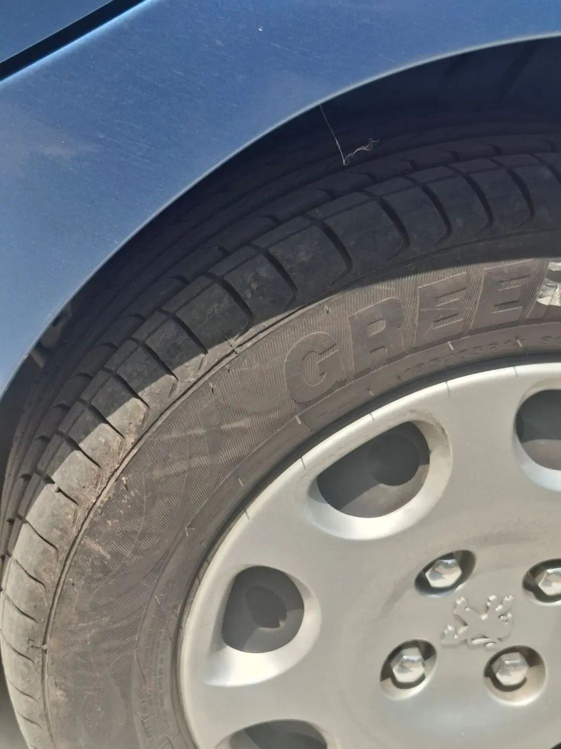 پژو ۲۰۶ صندوق دار v8 - 1394