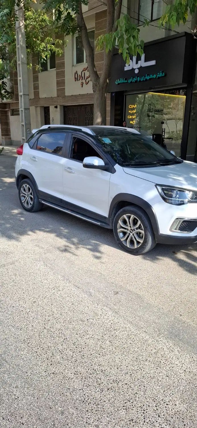 ام وی ام X22 دنده‌ای لاکچری - 1397