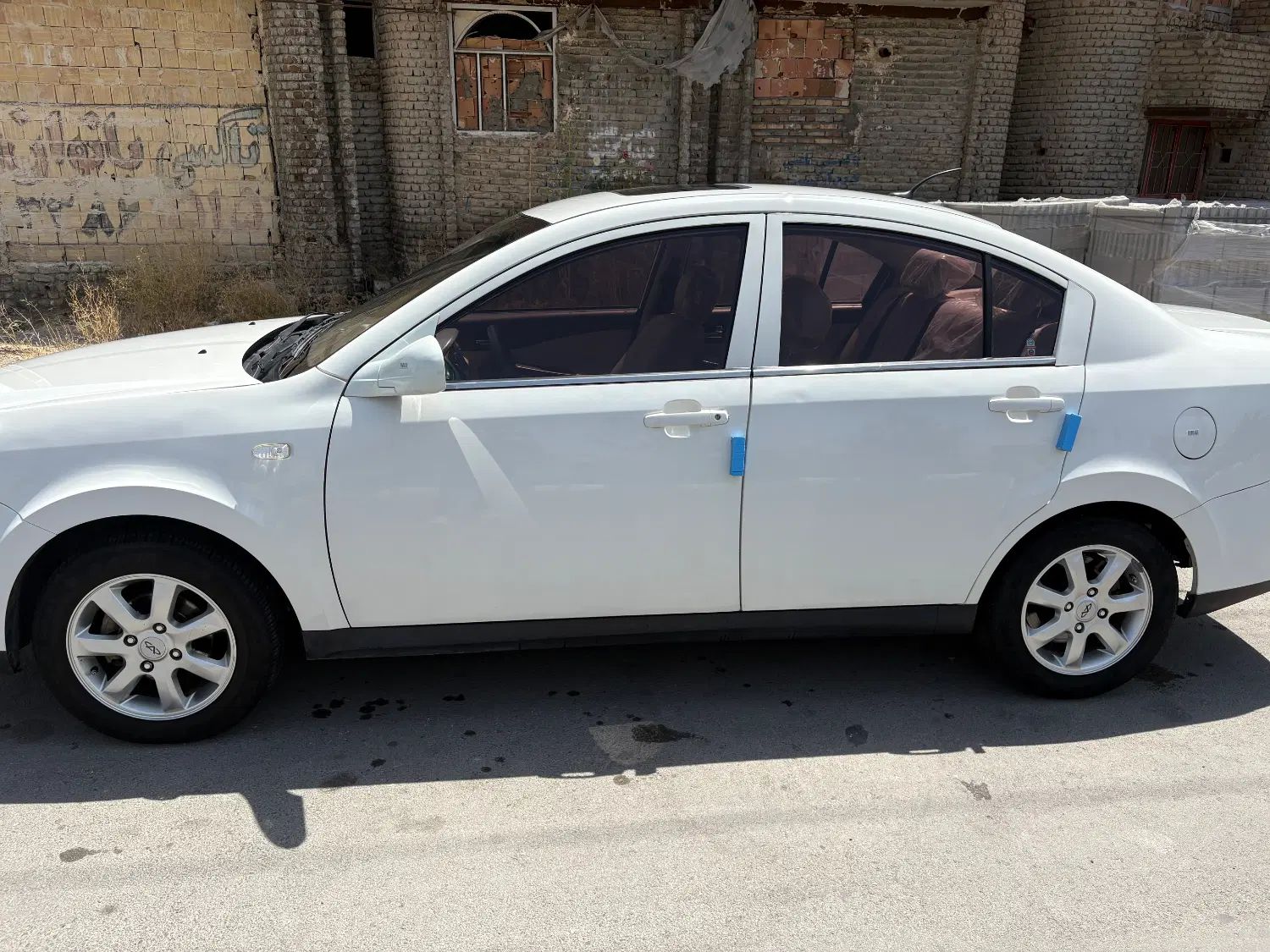 ام وی ام 550 اتوماتیک - 1396