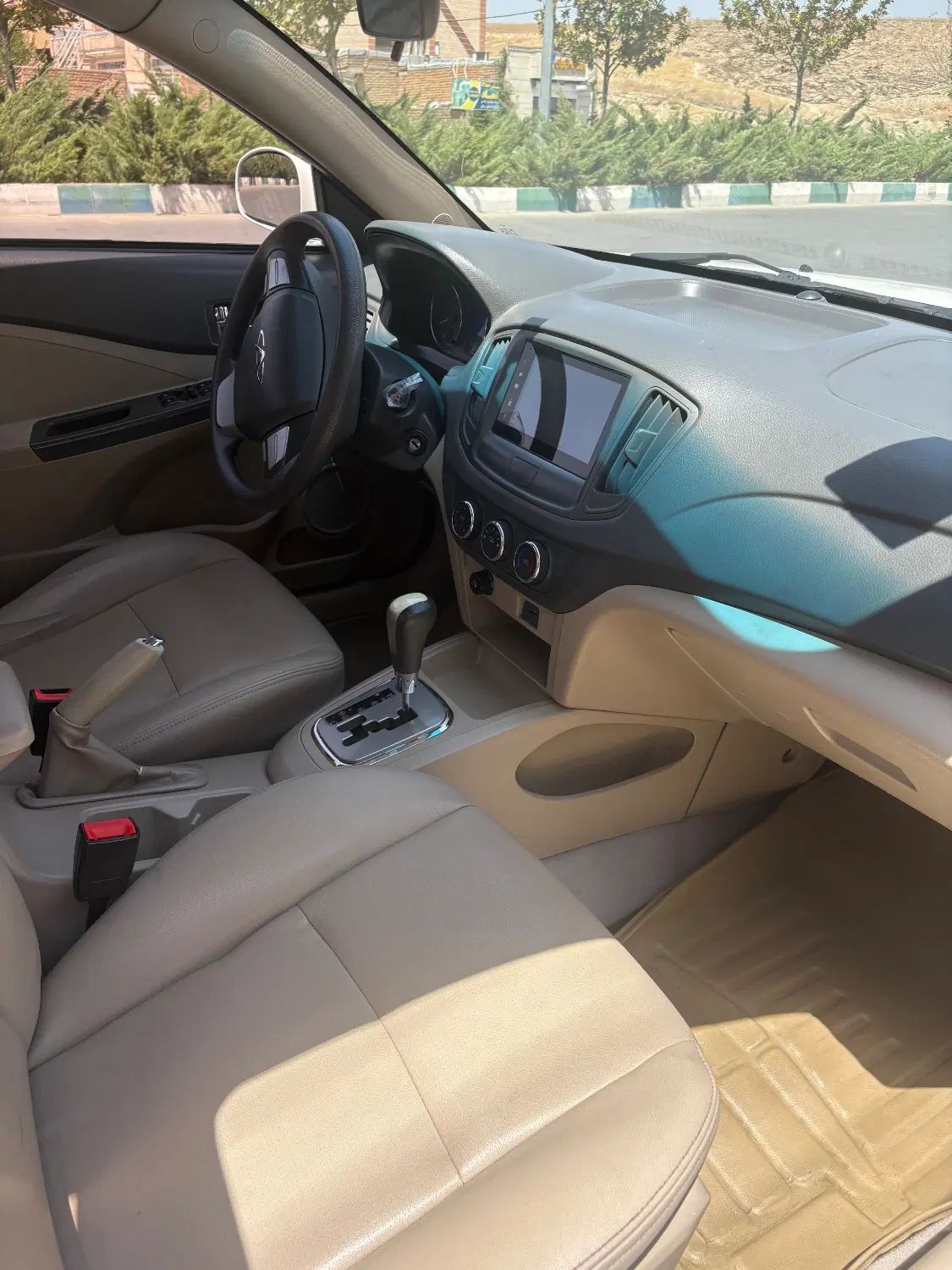 ام وی ام 550 اتوماتیک - 1396