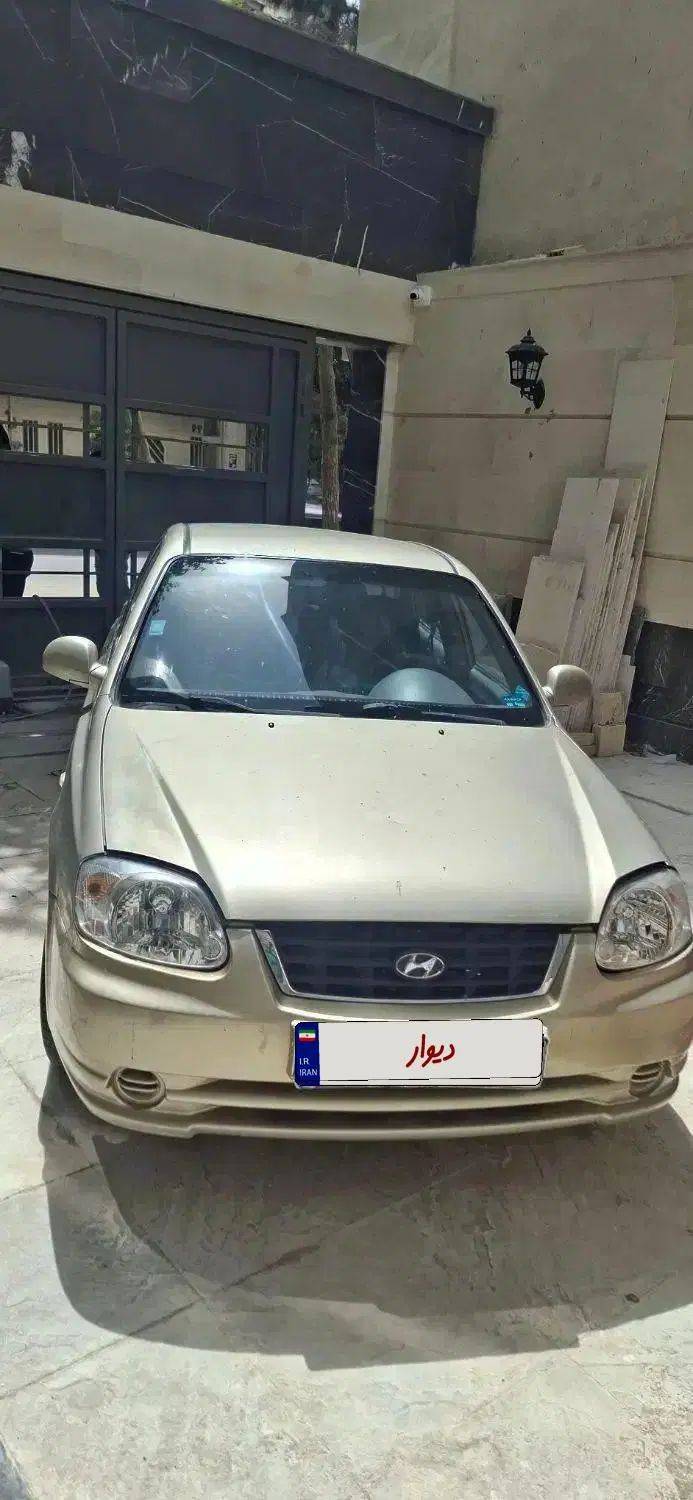 هیوندای ورنا دنده‌ ای - 1384