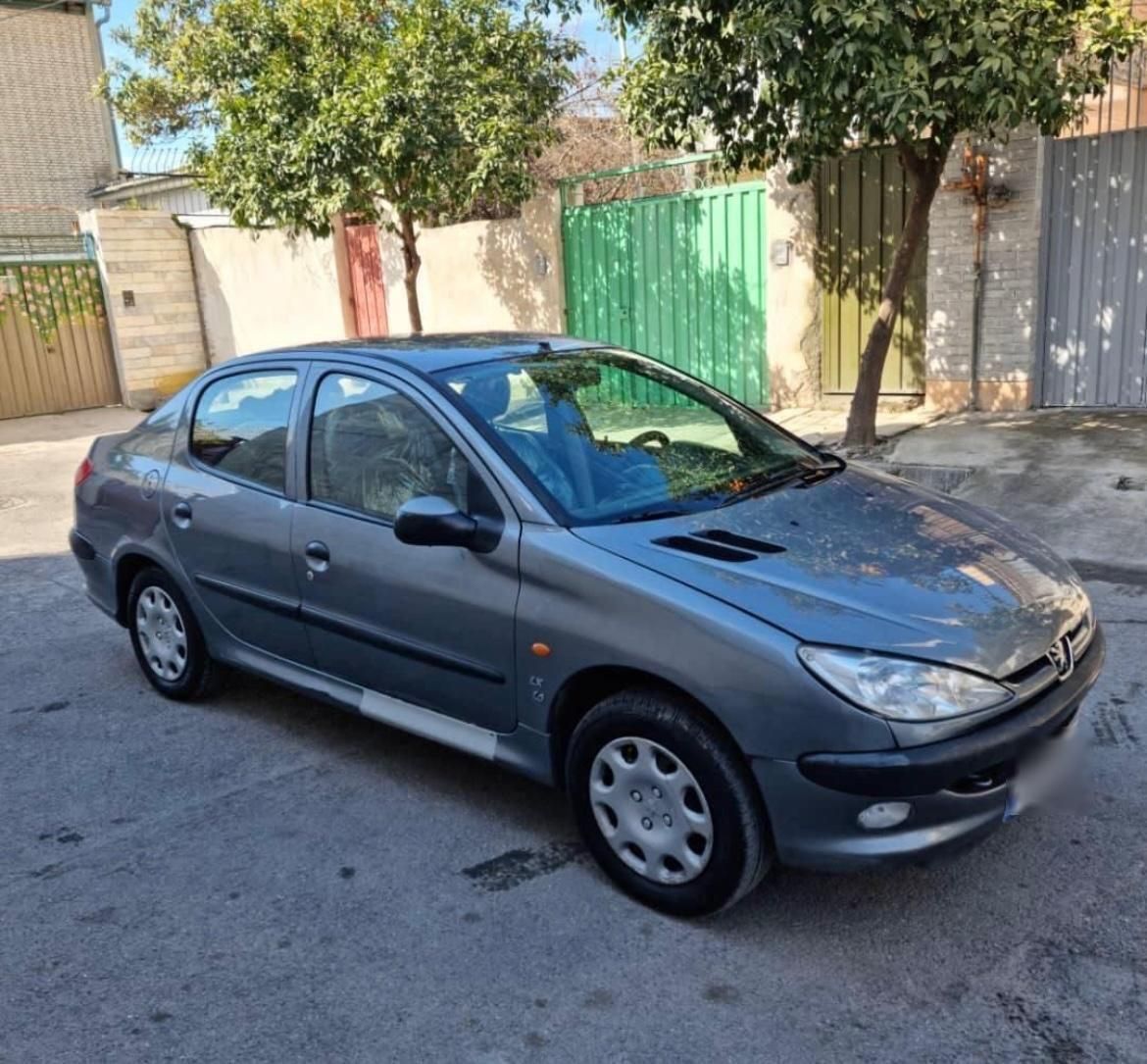 پژو ۲۰۶ صندوق دار v8 - 1390