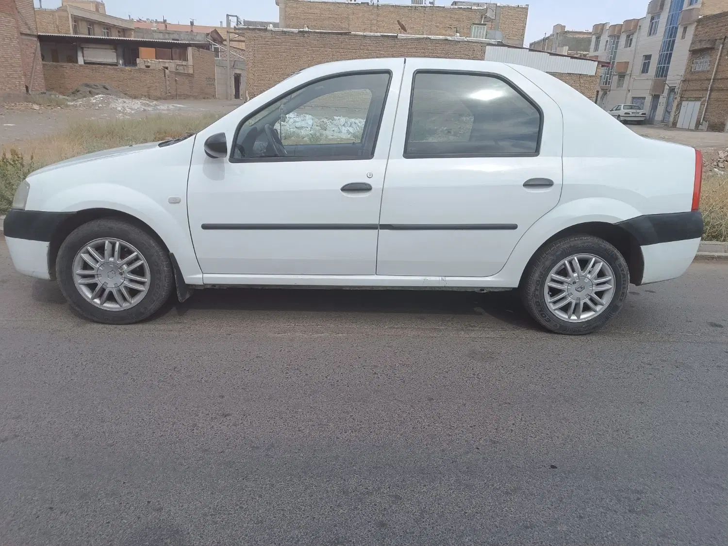 رنو تندر 90 E2 - 1398