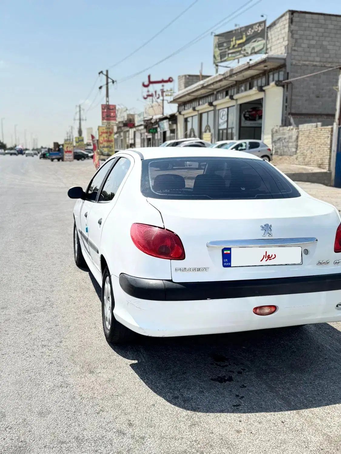 پژو ۲۰۶ صندوق دار v8 - 1390
