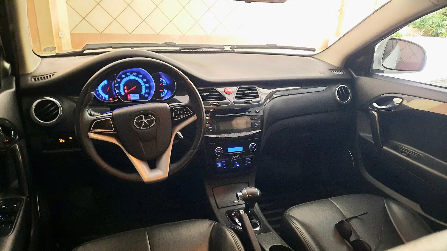 جک J5 اتوماتیک - 1394