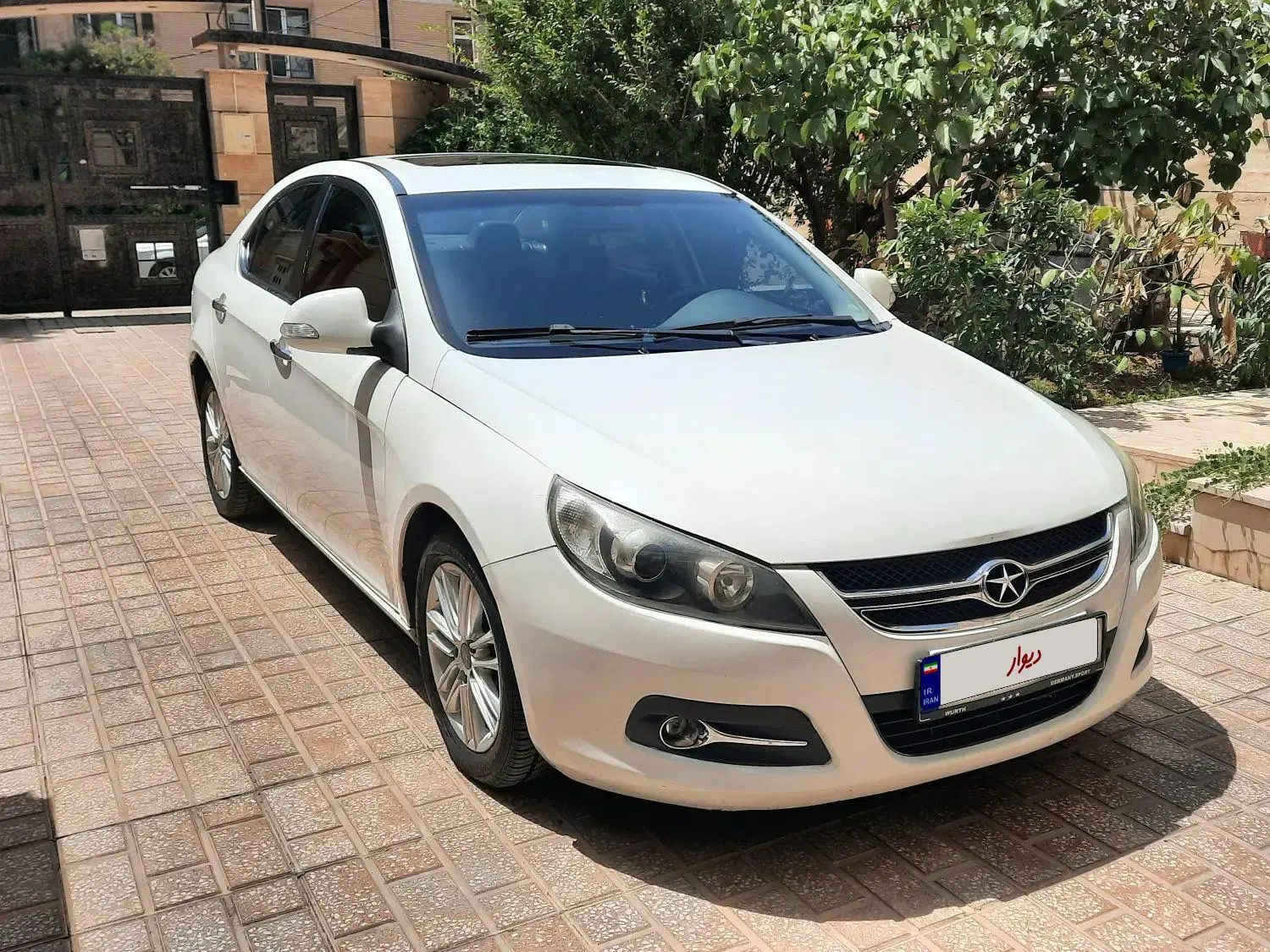 جک J5 اتوماتیک - 1394