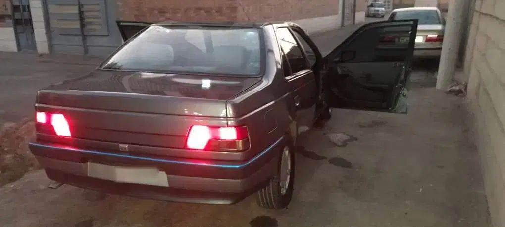 پژو 405 GLX - 1377