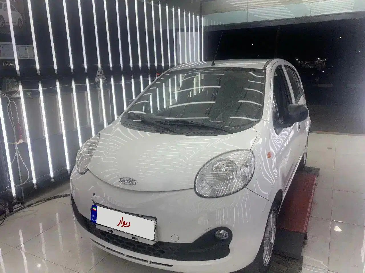 خودرو ام وی ام، 110S آگهی ann_20086288