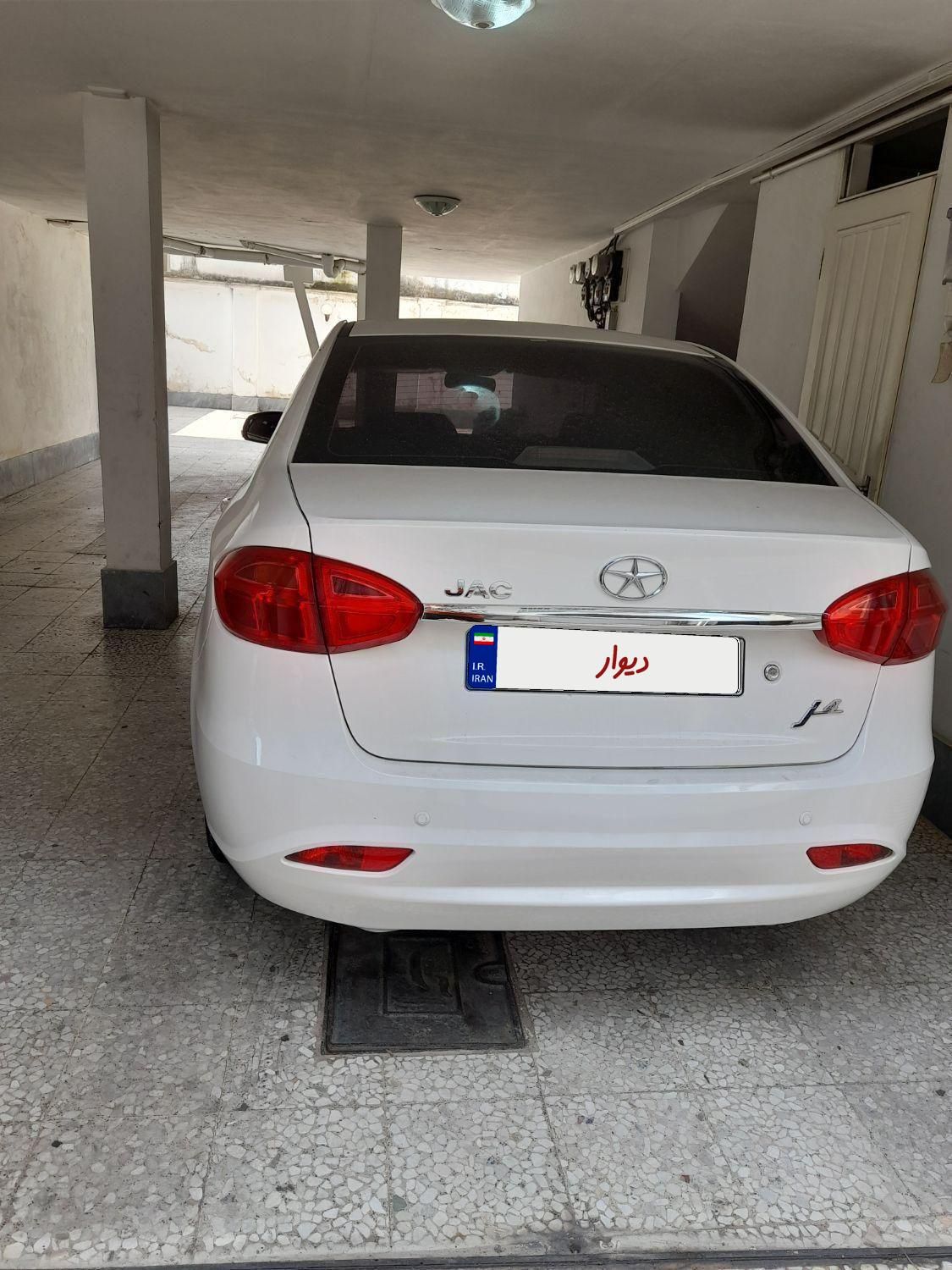 جک J4 اتوماتیک ساده - 1403