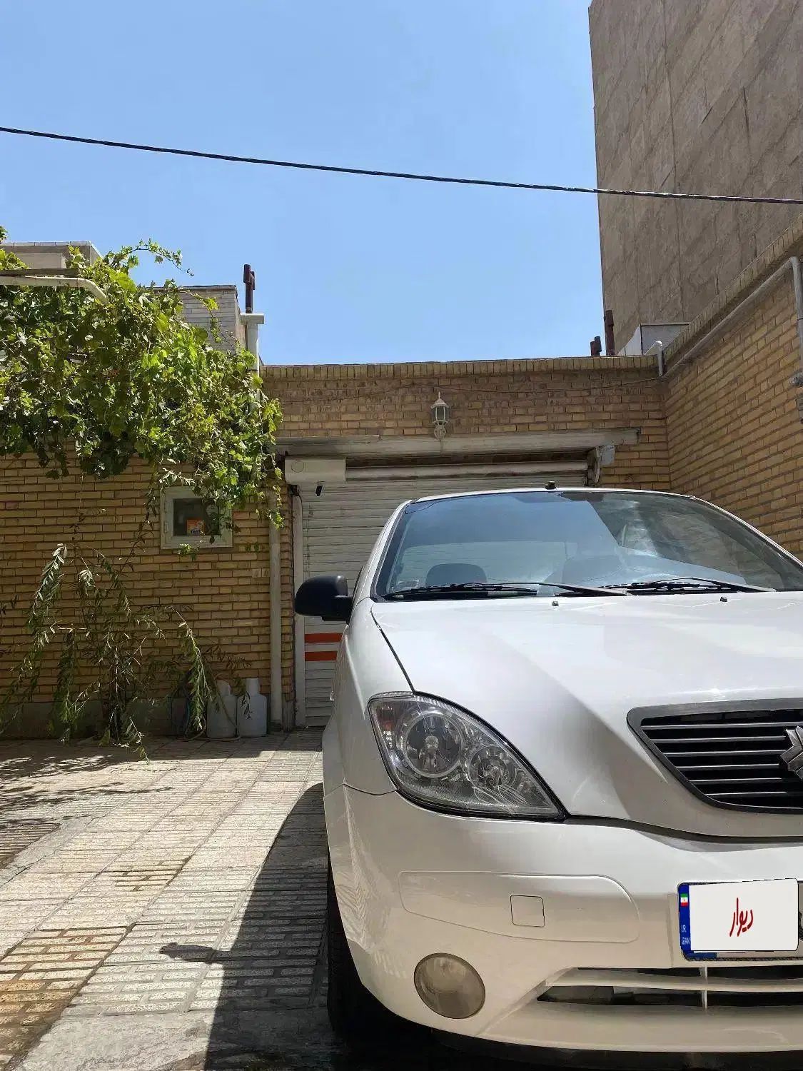 تیبا صندوق دار SX - 1393