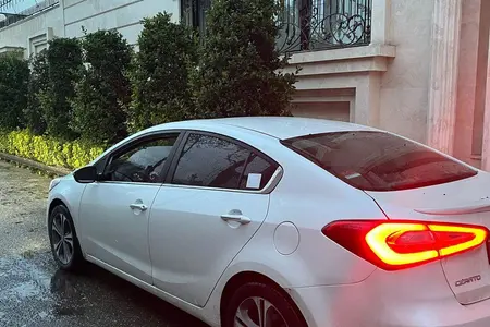 کیا سراتو 2.0 لیتر دنده ای - 2014