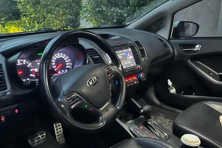 کیا سراتو 2.0 لیتر دنده ای - 2014