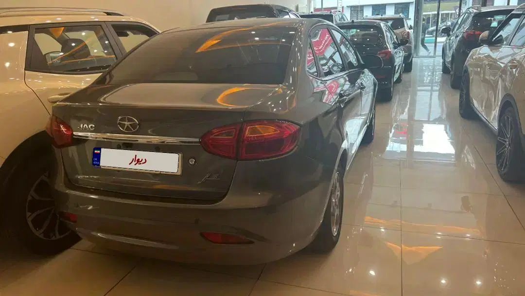 جک J4 اتوماتیک ساده - 1401