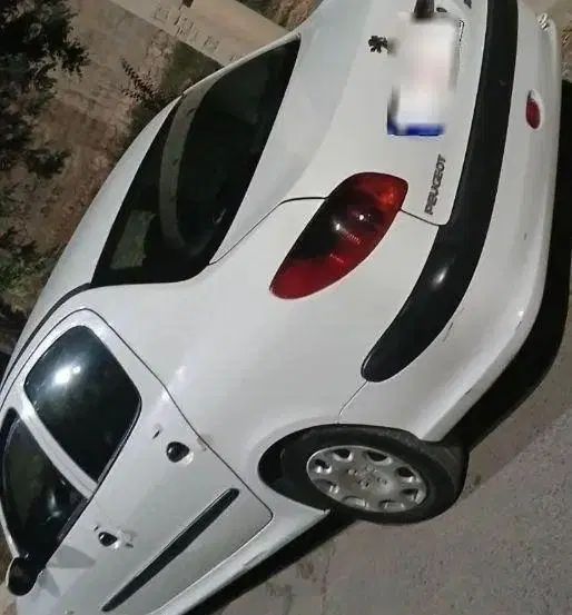 پژو ۲۰۶ صندوق دار v8 - 1393