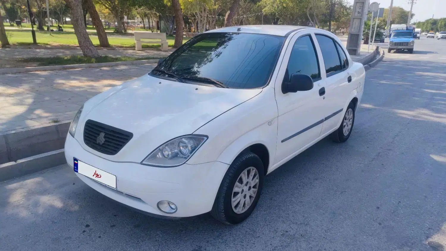 تیبا صندوق دار SX - 1400