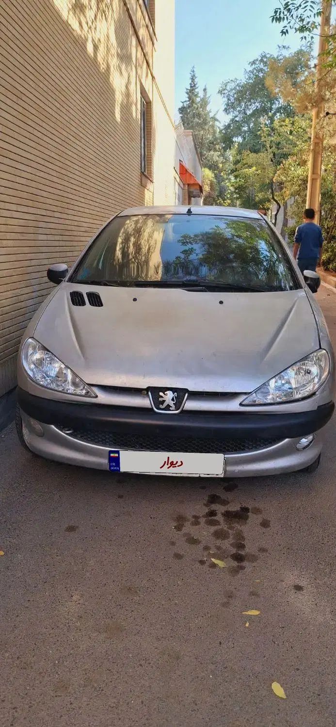 پژو ۲۰۶ صندوق دار v8 - 1386