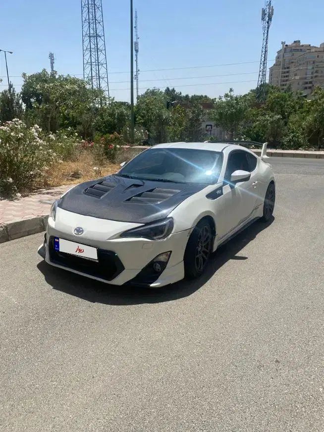 تویوتا GT 86 اتومات آپشنال - 2013