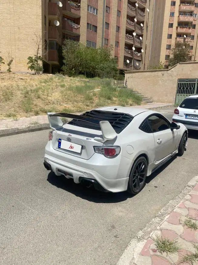 تویوتا GT 86 اتومات آپشنال - 2013