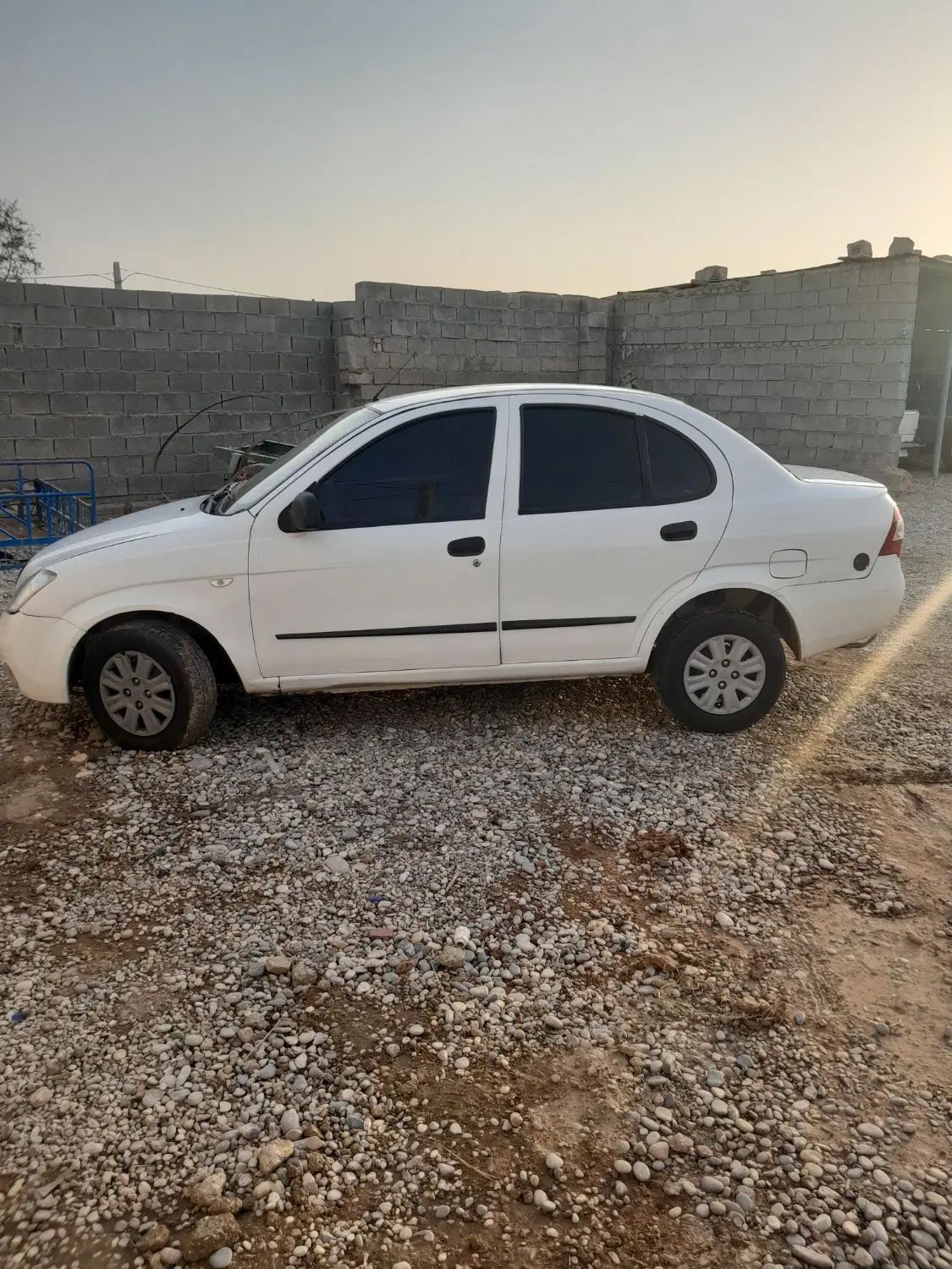 تیبا صندوق دار SX - 1396