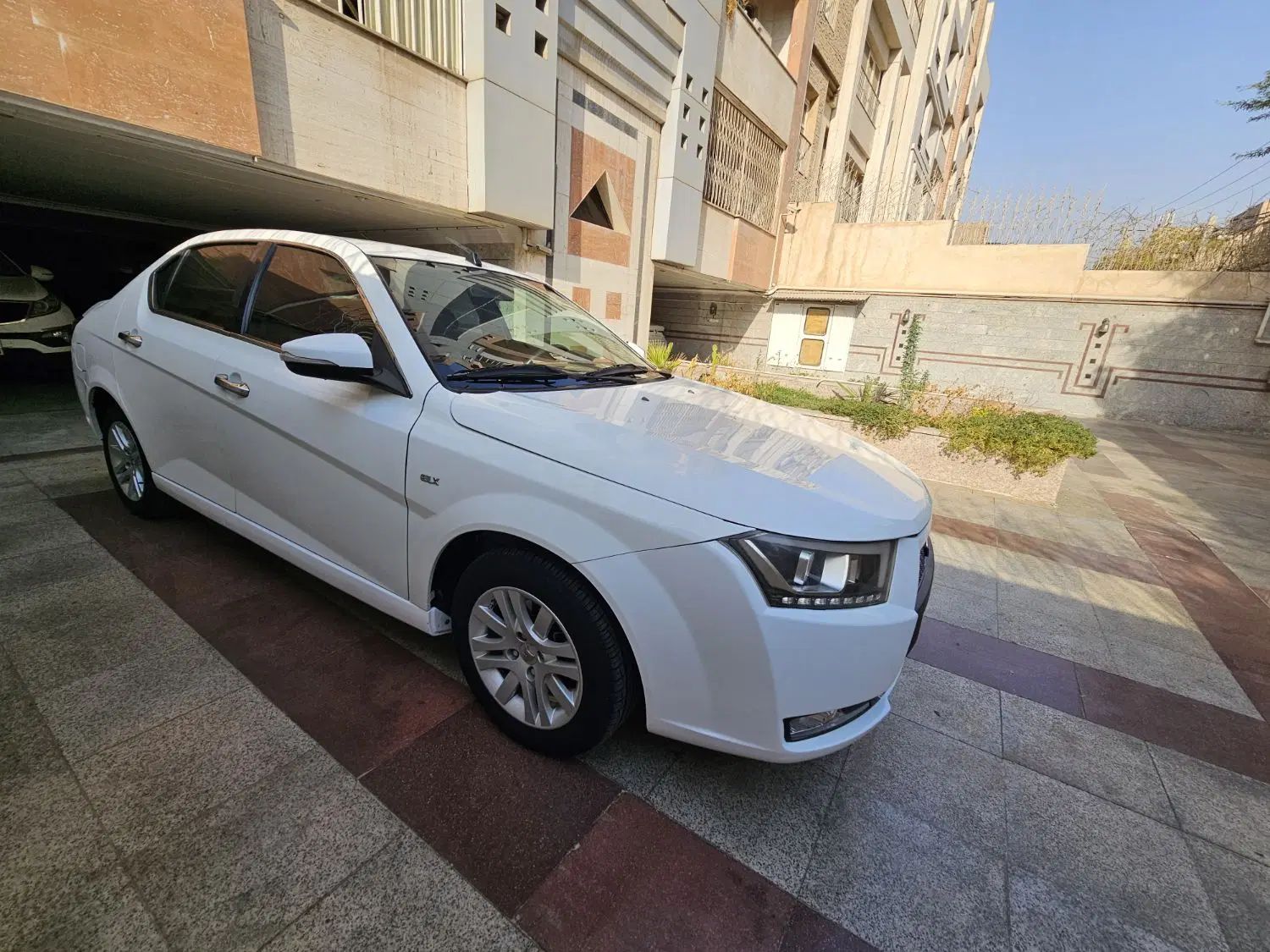 دنا پلاس تیپ ۲ سانروف ۴ ایربگ - 1398
