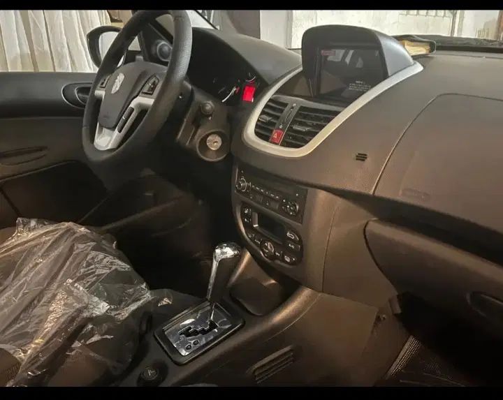 پژو 207 اتوماتیک TU5P - 1404