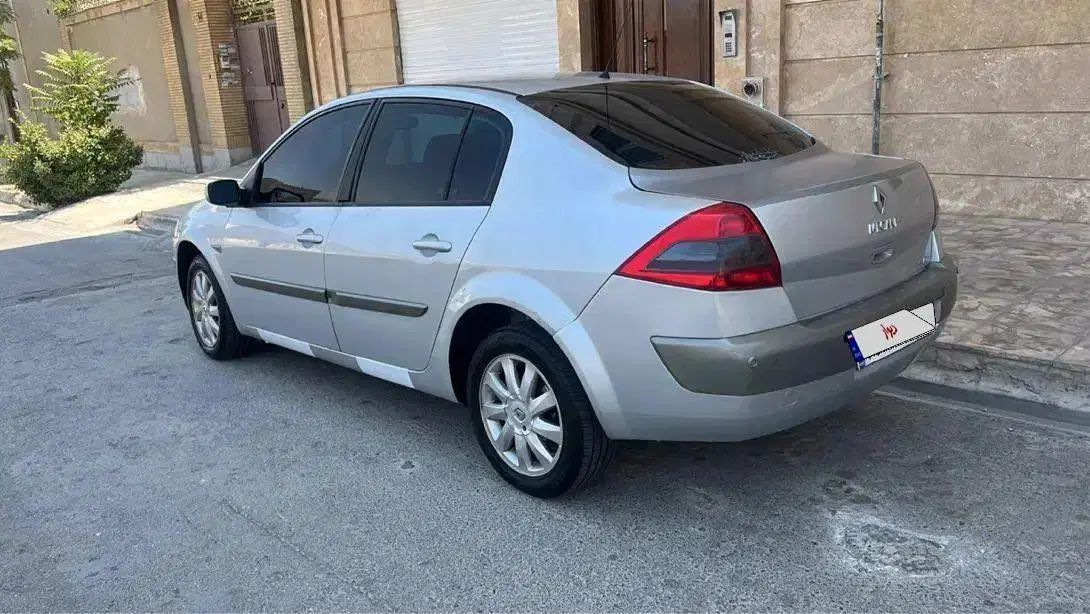 رنو مگان پارس خودرو 2000 - 1390