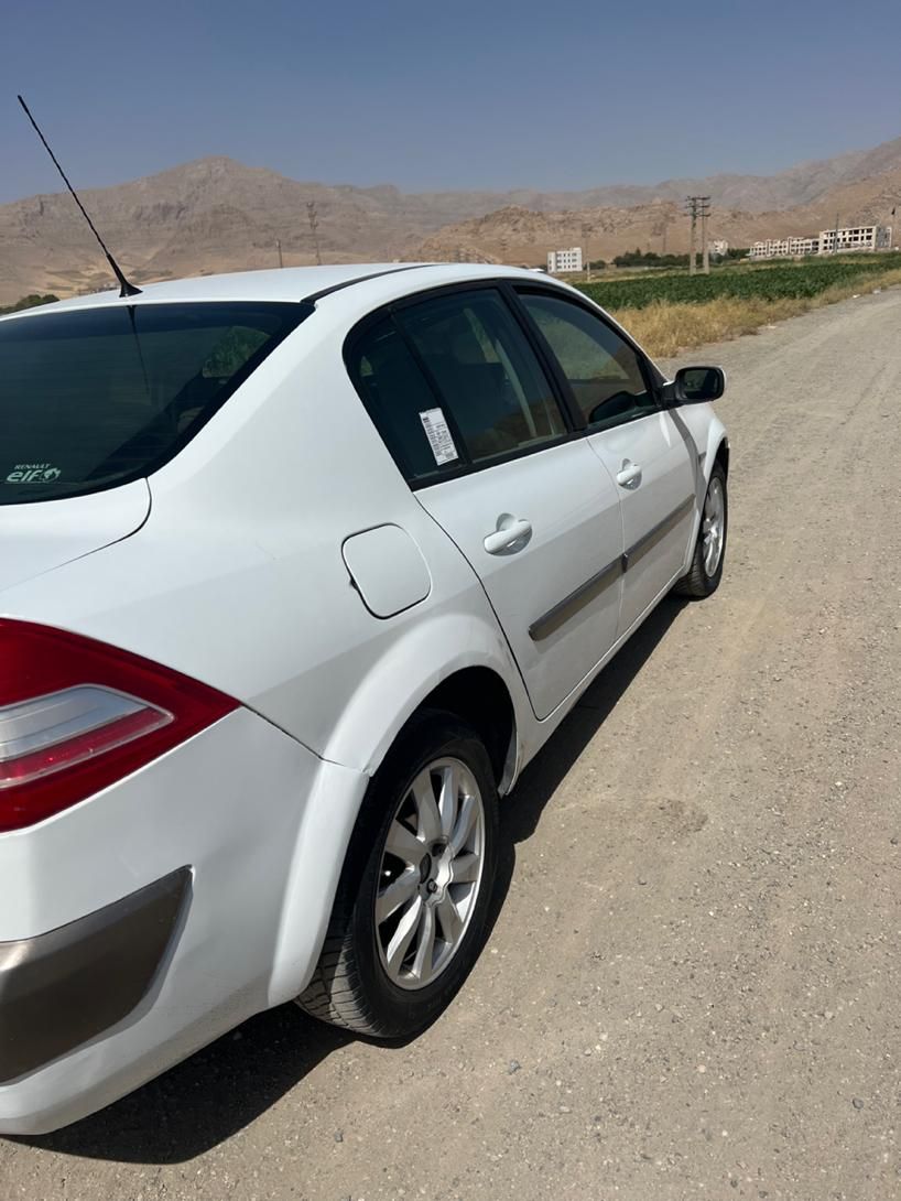 رنو مگان پارس خودرو 1600 E2 - 1390