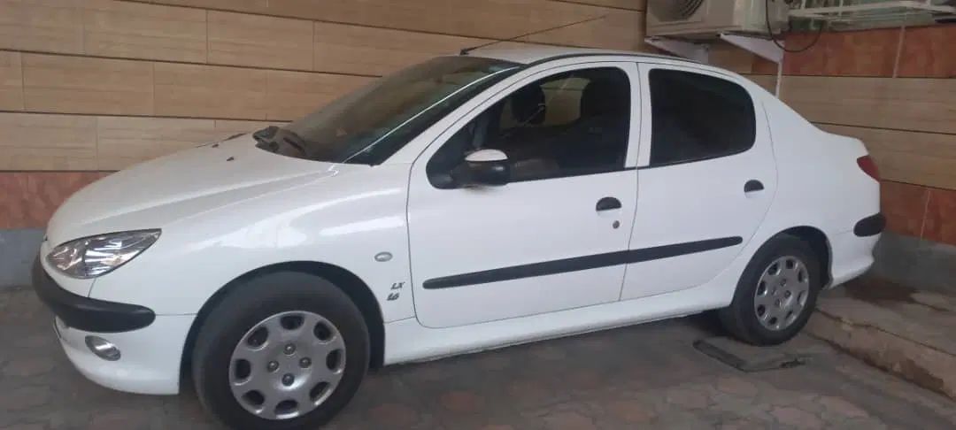 پژو ۲۰۶ صندوق دار v8 - 1397