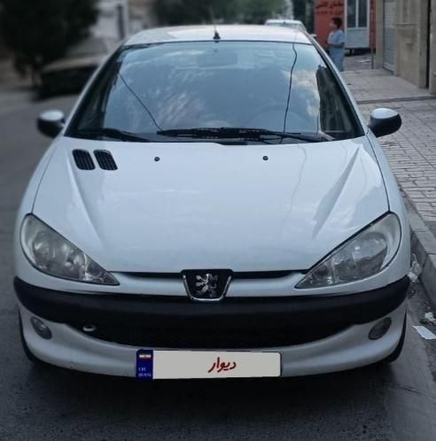 پژو ۲۰۶ صندوق دار v8 - 1396