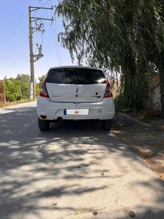 رنو ساندرو اتوماتیک - 1395