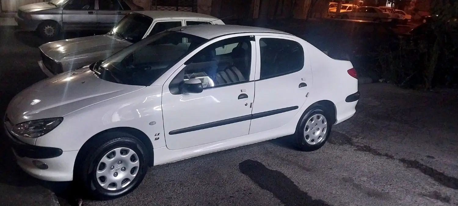 پژو ۲۰۶ صندوق دار v8 - 1400
