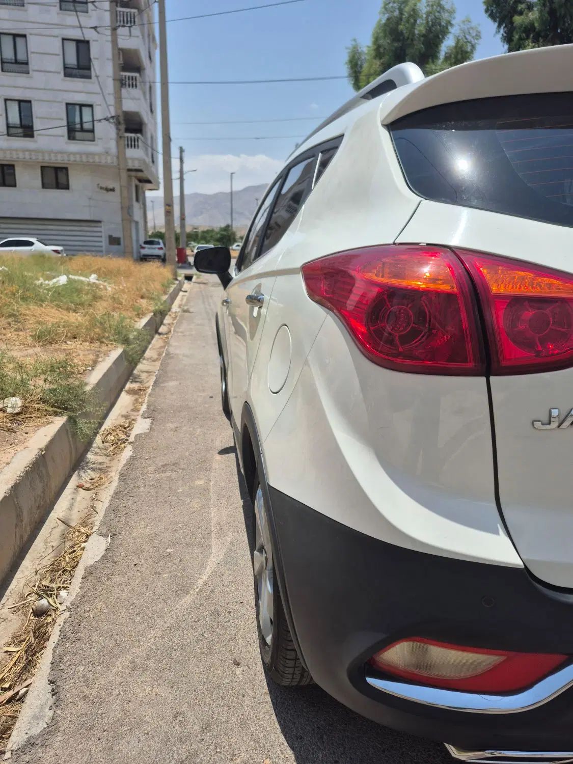 جک S3 اتوماتیک - 1400