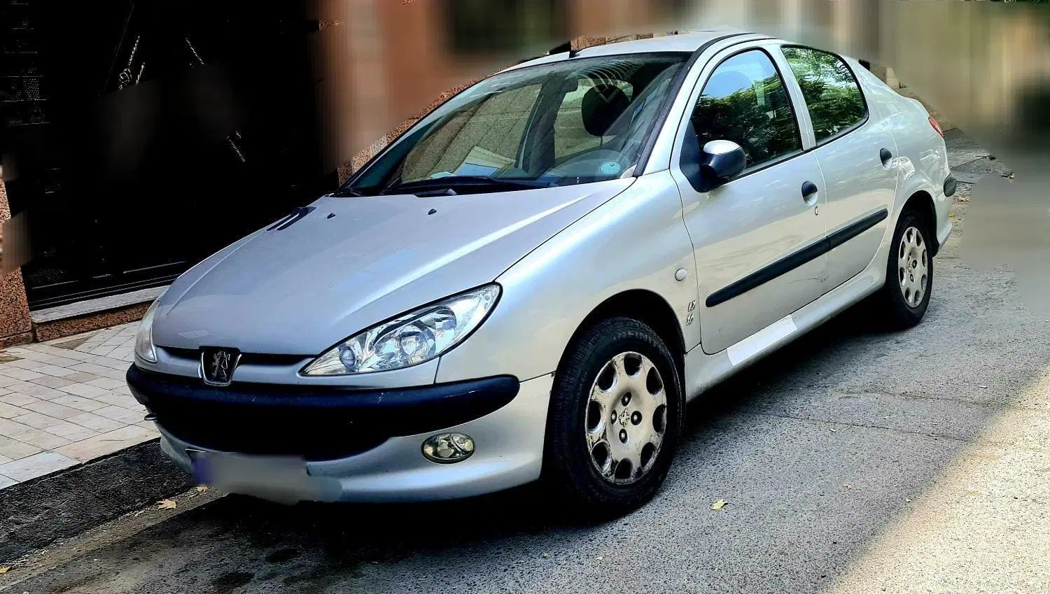 پژو ۲۰۶ صندوق دار v8 - 1397