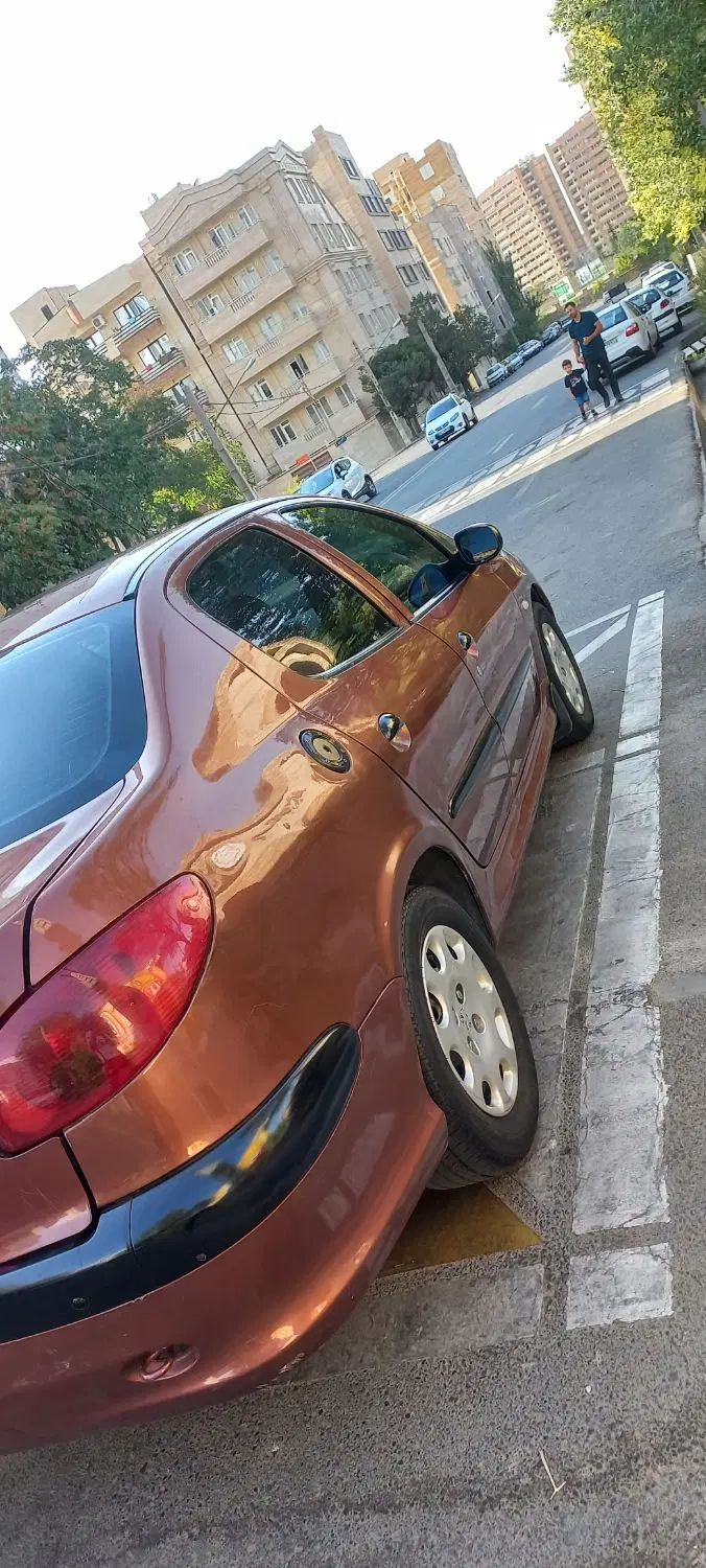 پژو ۲۰۶ صندوق دار v8 - 1388