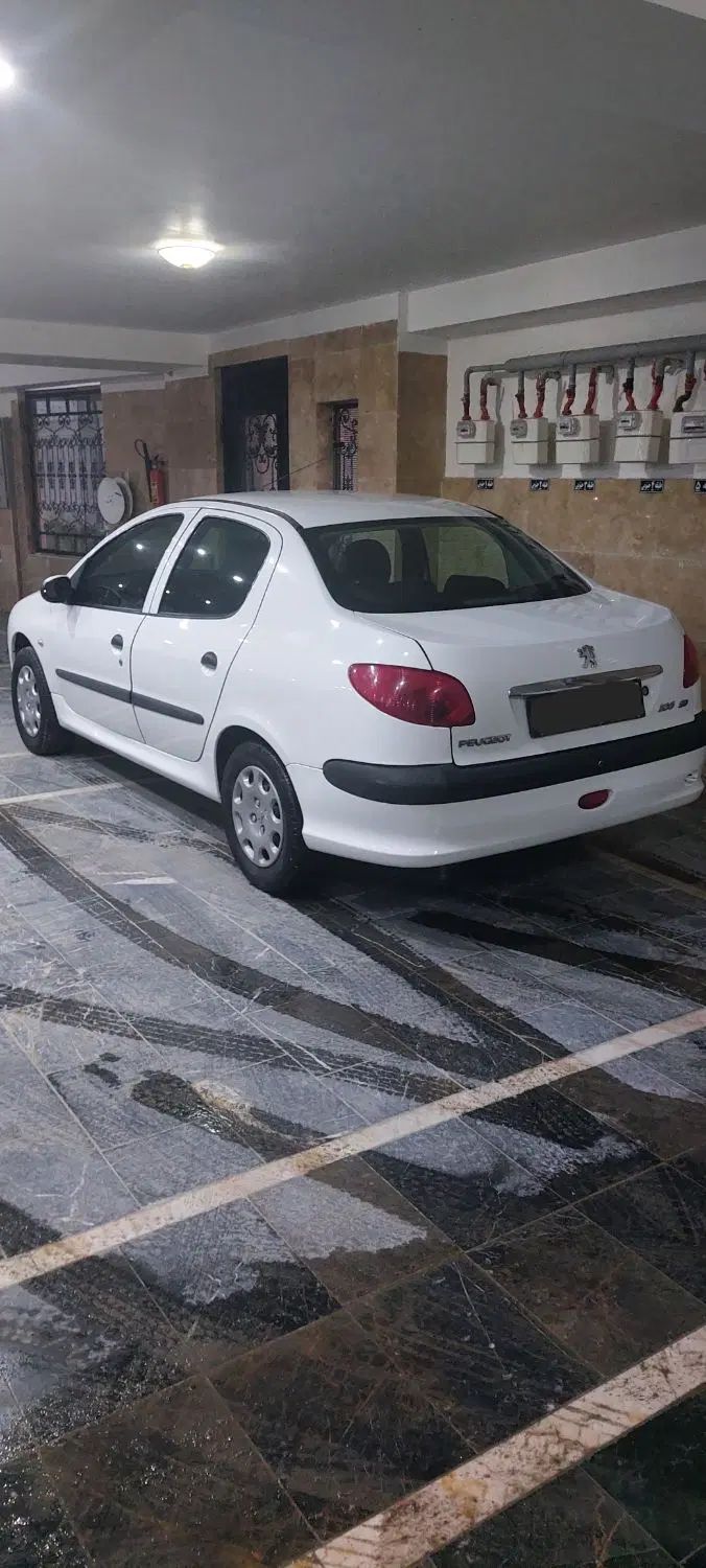 پژو ۲۰۶ صندوق دار v1 - 1390