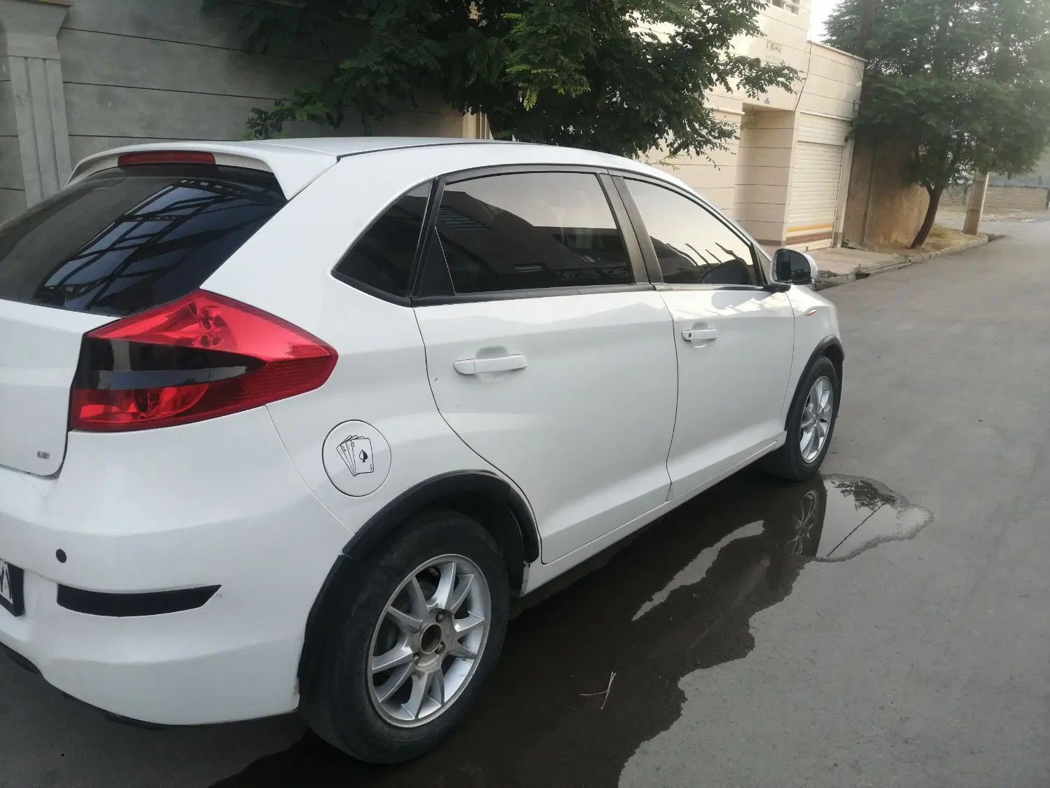 ام وی ام 315 هاچ بک ساده دنده ای - 1392