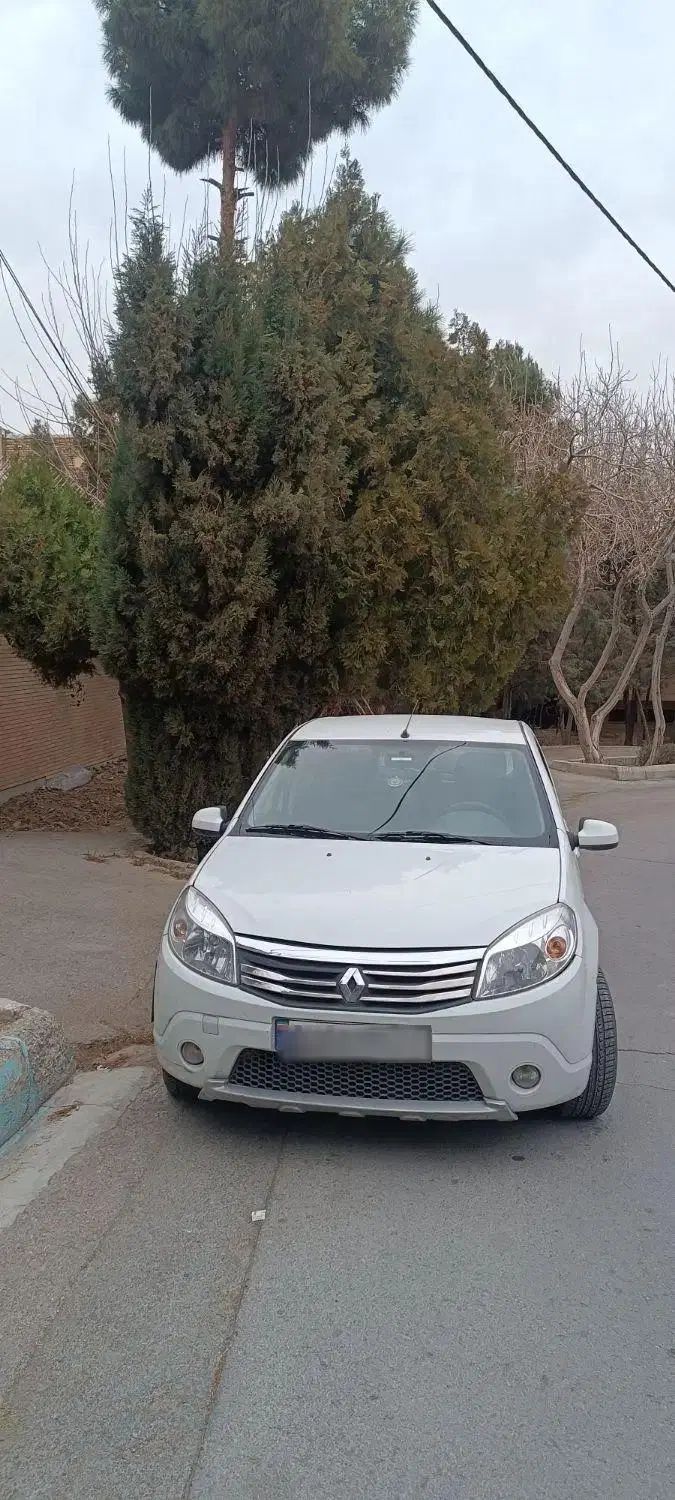 رنو ساندرو اتوماتیک - 1394