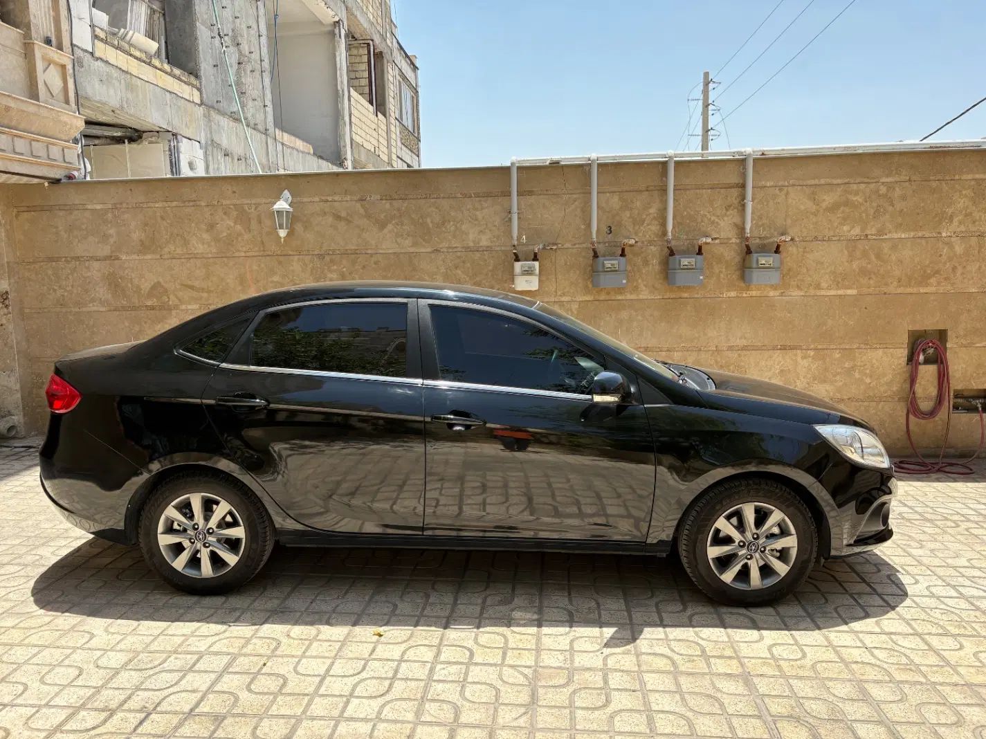 جک J4 اتوماتیک ساده - 1402