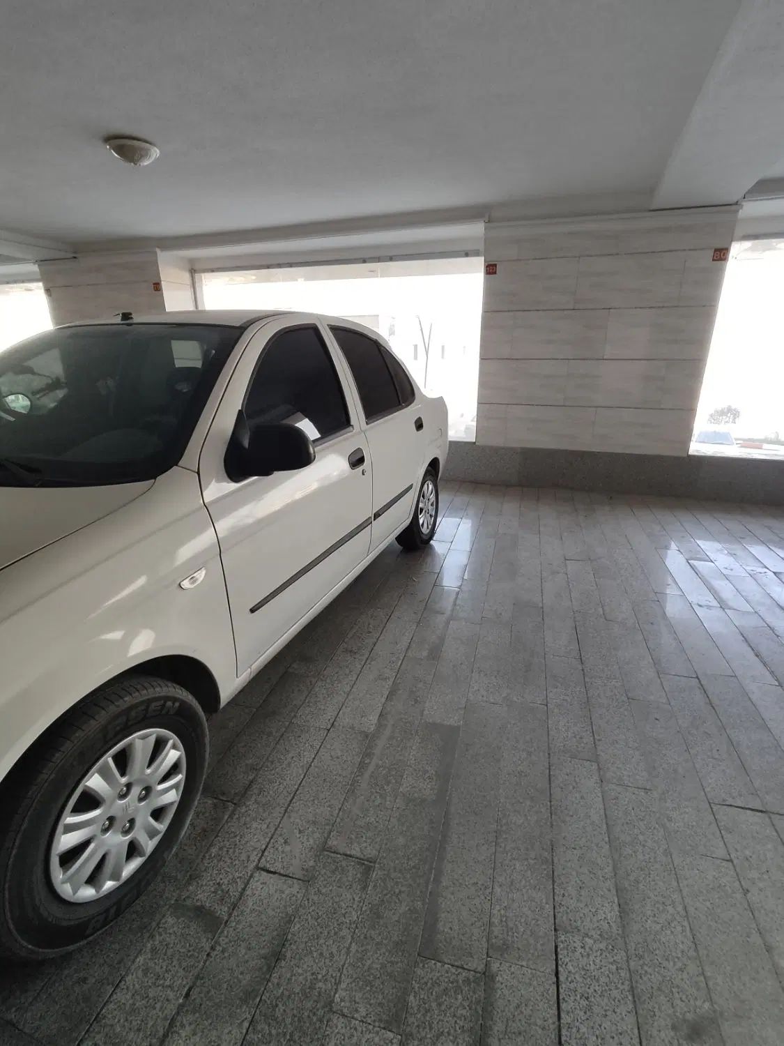 تیبا صندوق دار EX - 1395