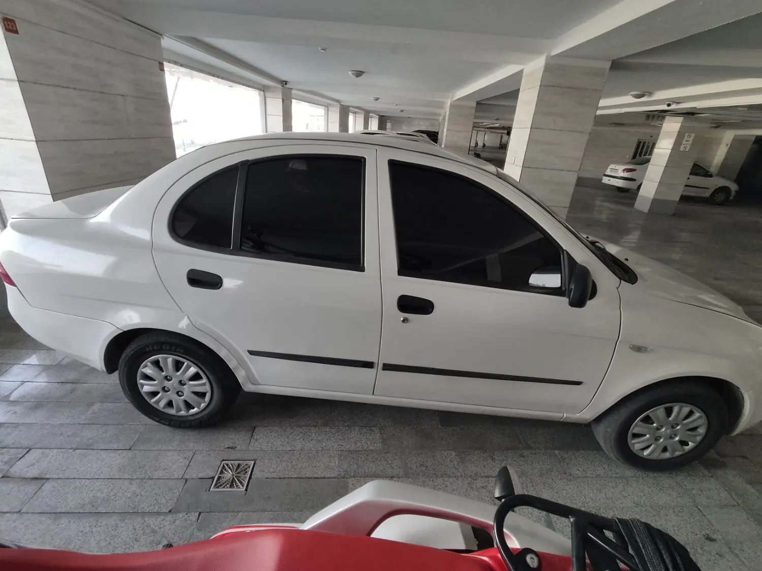 تیبا صندوق دار EX - 1395