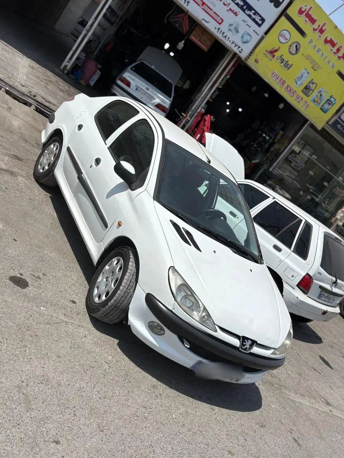 پژو ۲۰۶ صندوق دار v8 - 1391