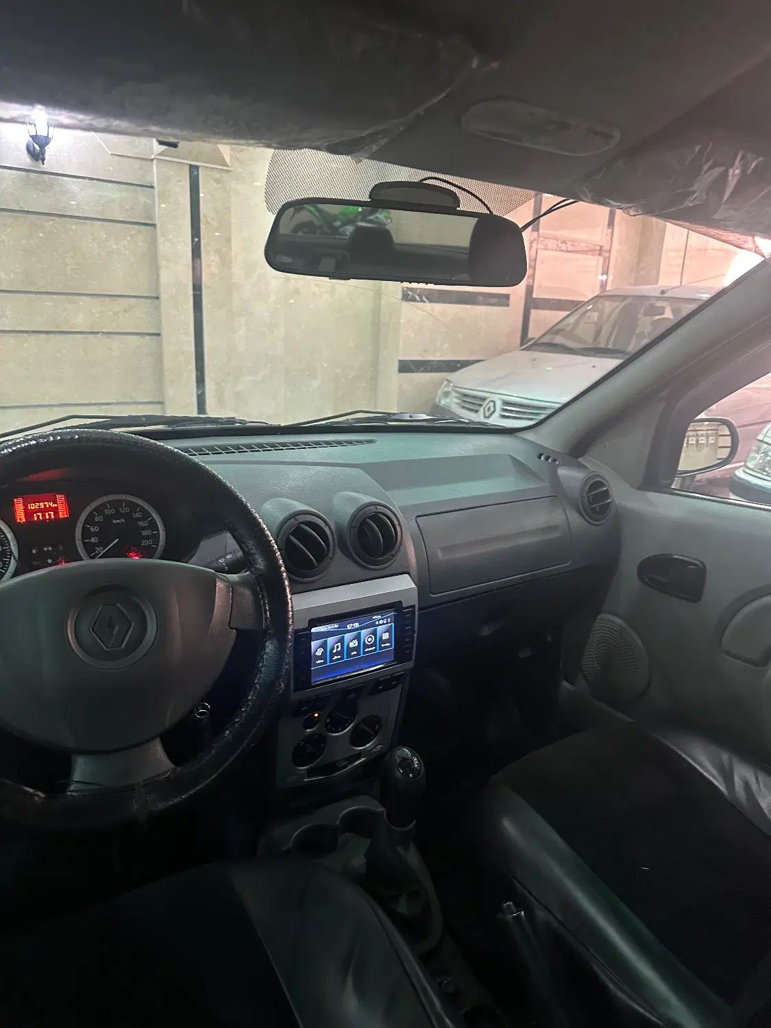 رنو تندر 90 E2 - 1396