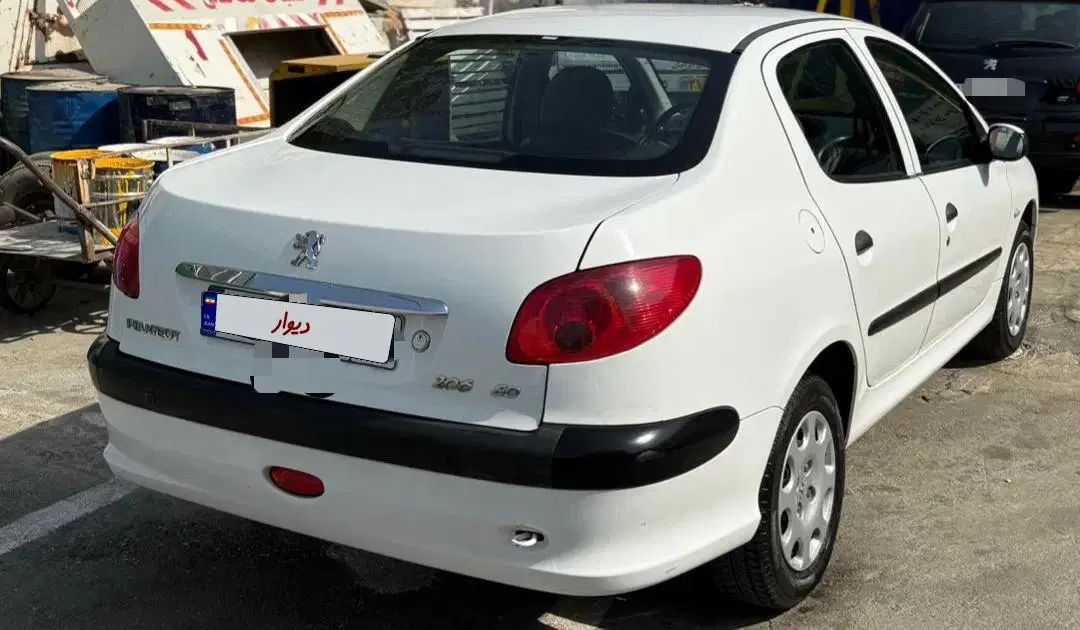 پژو ۲۰۶ صندوق دار v8 - 1394