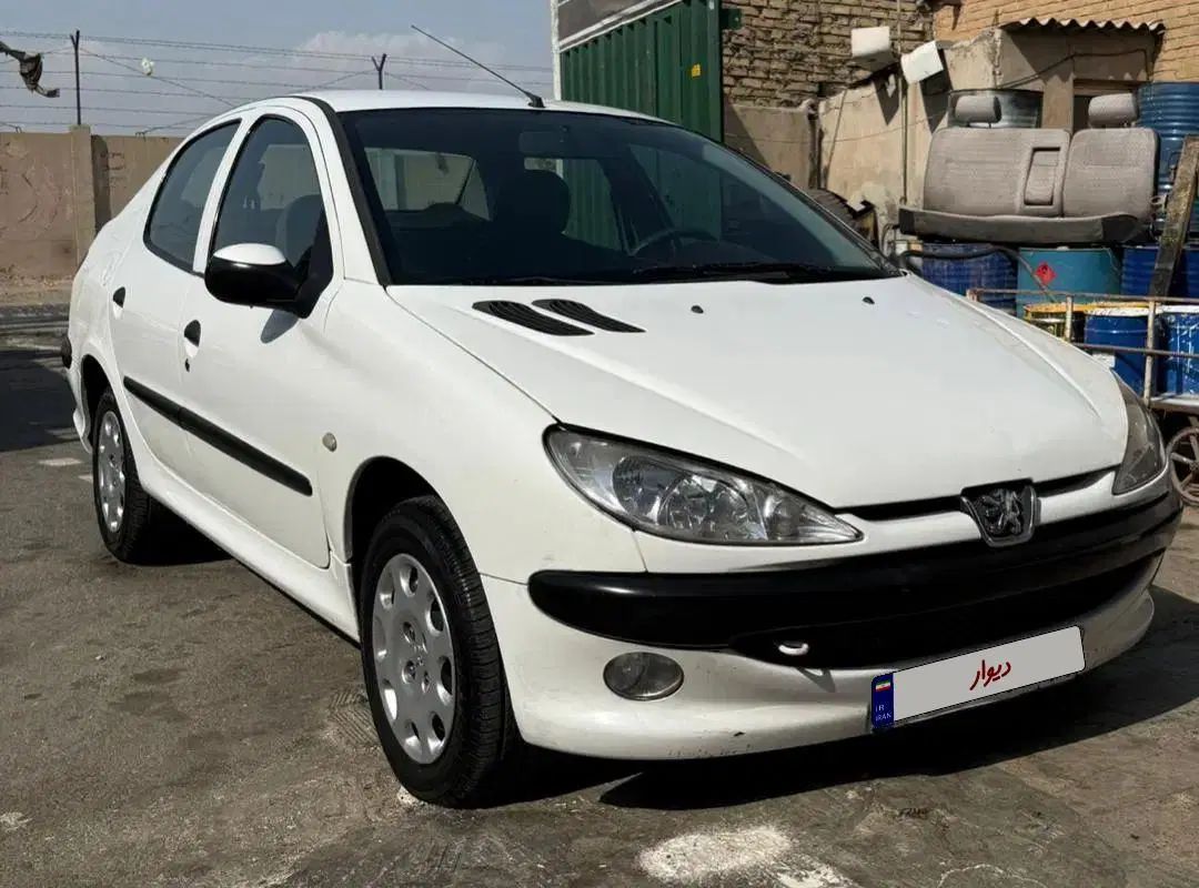 پژو ۲۰۶ صندوق دار v8 - 1394