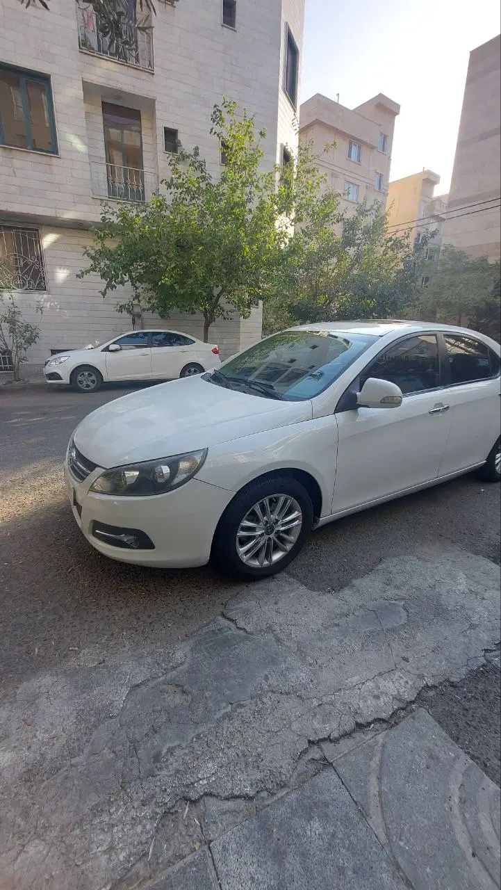 جک J5 اتوماتیک - 1395