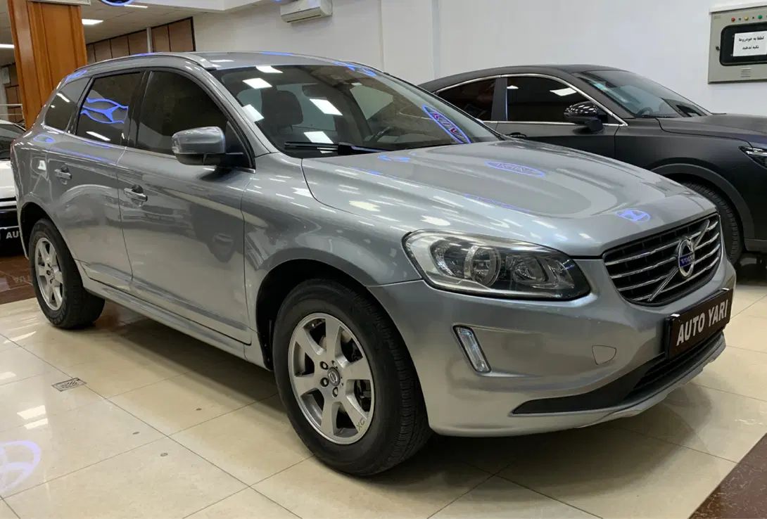 ولوو XC60 R-DESIGN - 2015